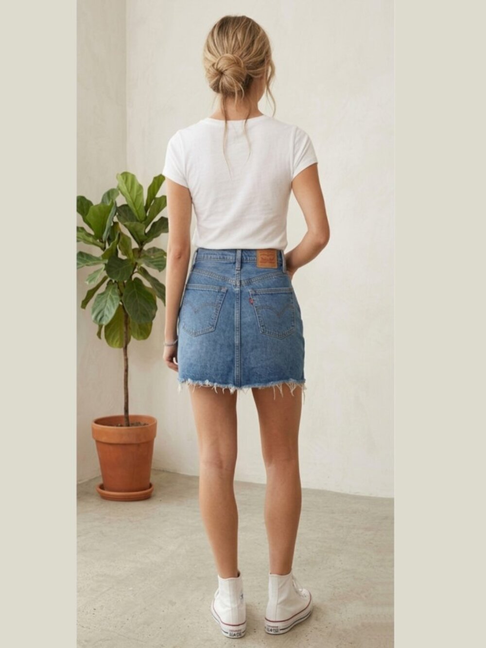 Rare LEVI's Classic Blue Ribcage V Yoke Frayed Skirt